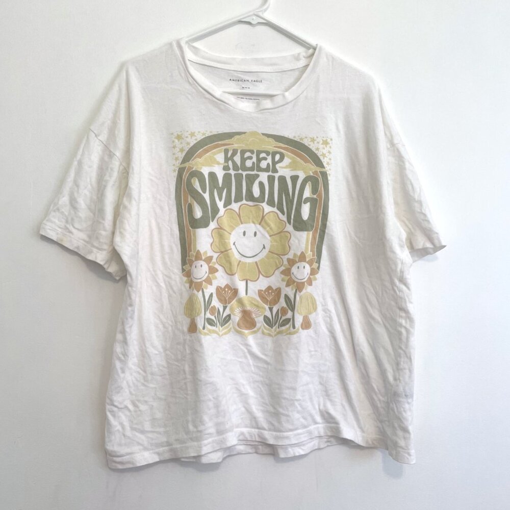 AMERICAN EAGLE Smiley Company Keep Smiling Oversized Graphic Tee White Floral M - Picture 2 of 16